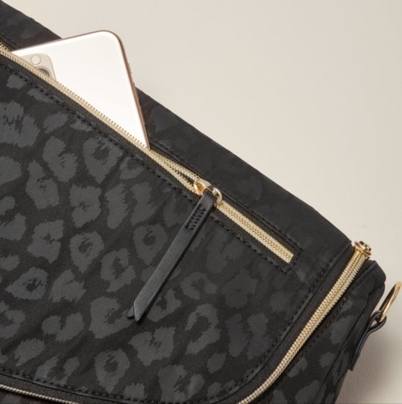 Lady Boss Shoulder Bag Black - Stella&Dot - Picture 3 of 7